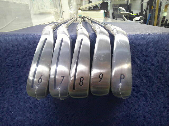 TaylorMade アイアンセット STEALTH  5本