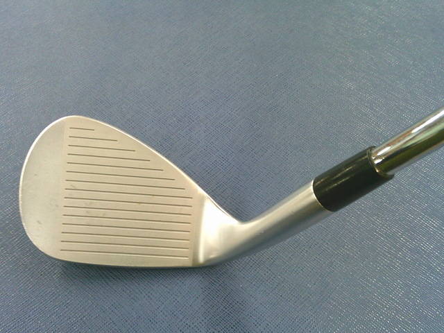 中古 S23 ホワイトサテンブラッシュ 56°-10° D-GRINDウェッジ ゴルフ用品