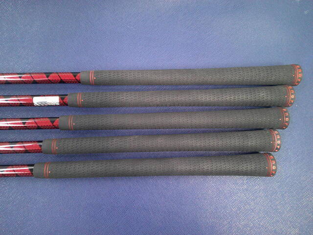 中古 ONOFF AKA (2024)  5本アイアンセット ゴルフ用品