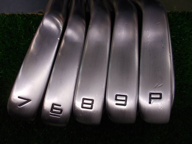 中古 P･7CB FORGED (2024)  5本アイアンセット ゴルフ用品