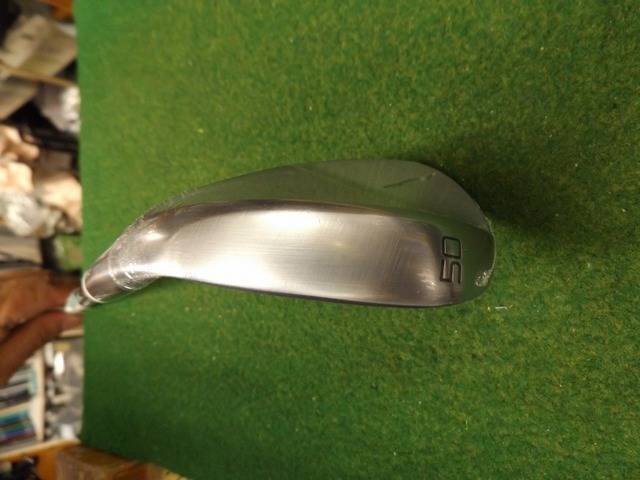 FOURTEEN ウェッジ FRZ (パールサテン) 50°