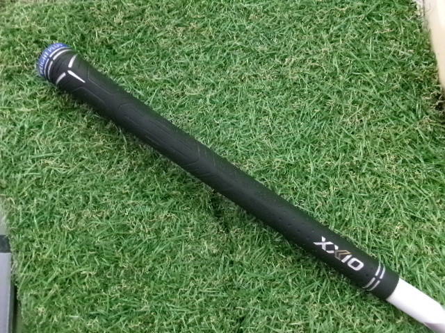 中古 XXIO (2022) ネイビー  9.5°ドライバー ゴルフ用品