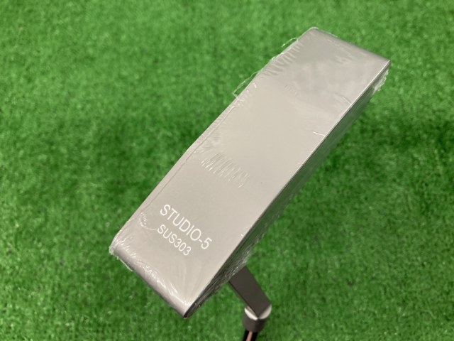 中古ゴルフ STUDIO-5 ホワイトビーズ仕上げの写真