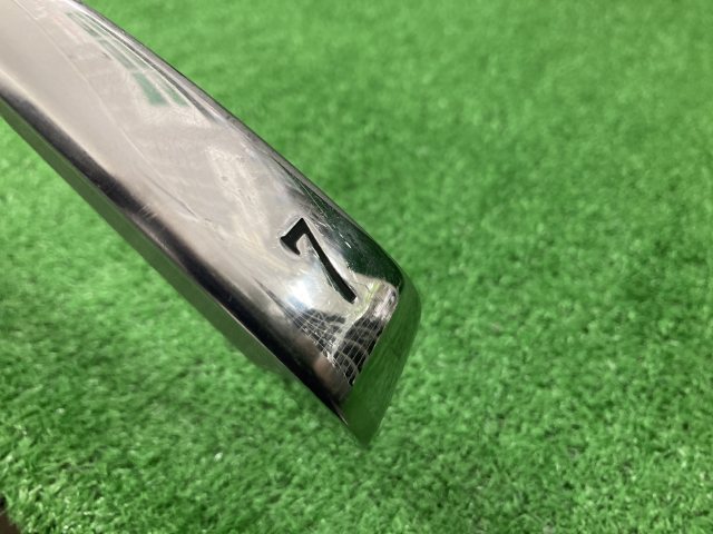 中古 ゼクシオ2024 Navy 7I 28°ユーティリティ ゴルフ用品