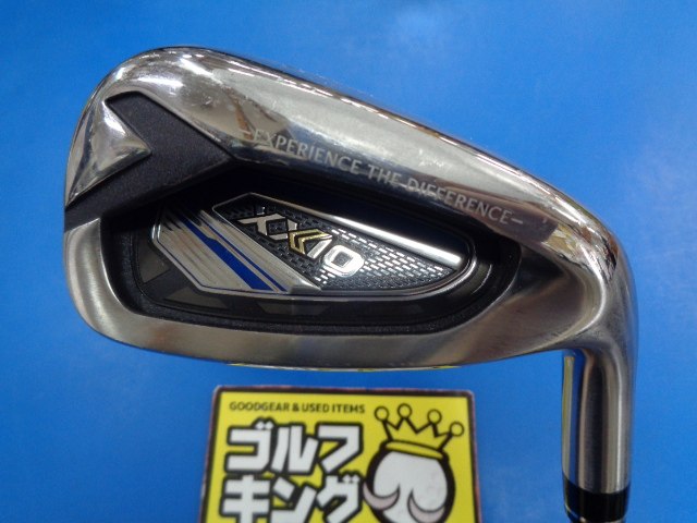 中古ゴルフ ゼクシオ2022 Navy 7I 28°の写真