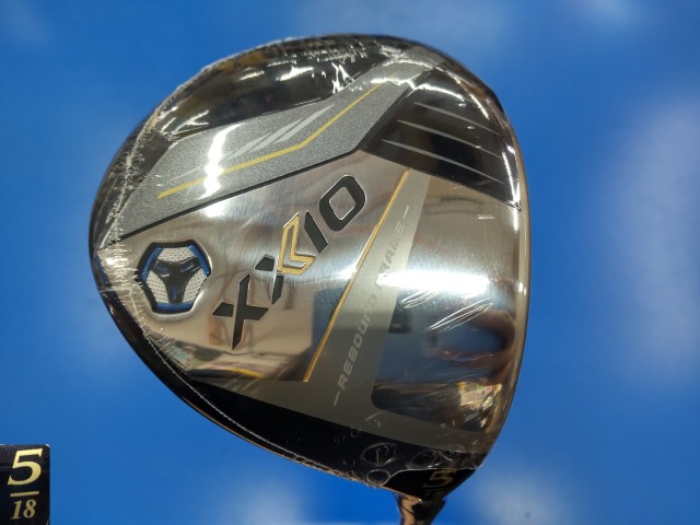 中古ゴルフ ゼクシオ2024 Navy 5W 18°の写真