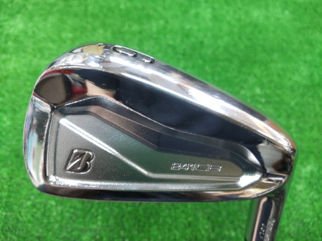 中古ゴルフ BRIDGESTONE アイアンセットの写真