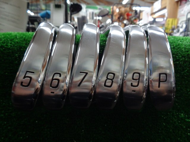 アイアンセット ゴルフ用品