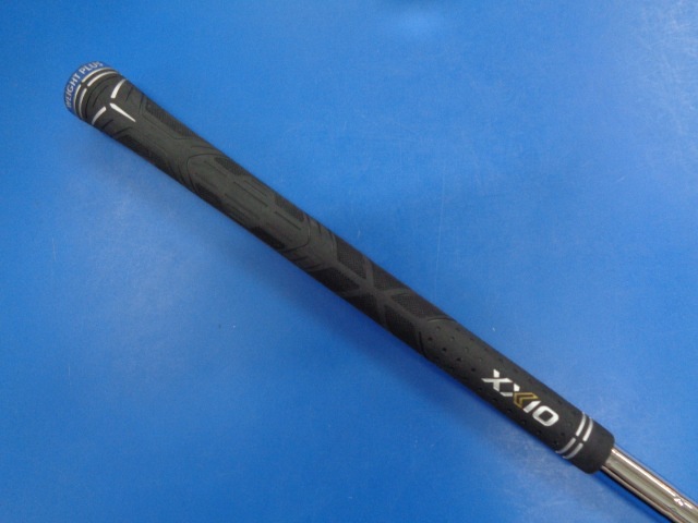中古 ゼクシオ2022 Navy 7I 28°ユーティリティ ゴルフ用品