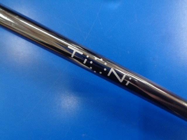 中古 KUROKAGE XT70(X) テーラーメイド用スリーブ 43.875インチシャフト ゴルフ用品