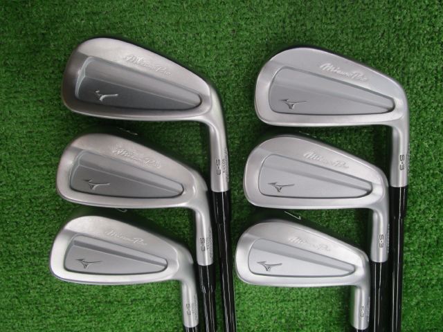 中古ゴルフ Mizuno アイアンセットの写真