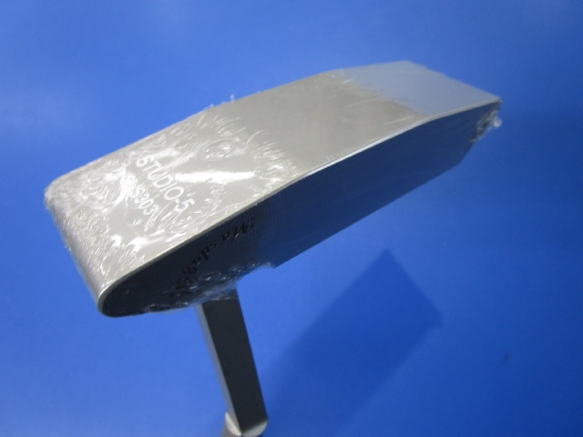 中古ゴルフ STUDIO-5 ホワイトビーズ仕上げの写真