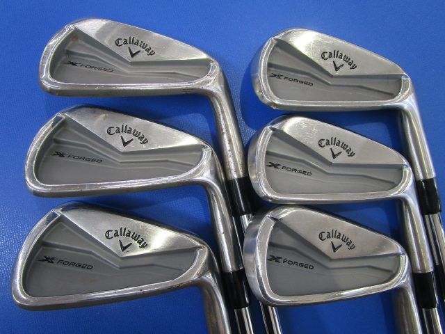 中古ゴルフ Callaway アイアンセットの写真