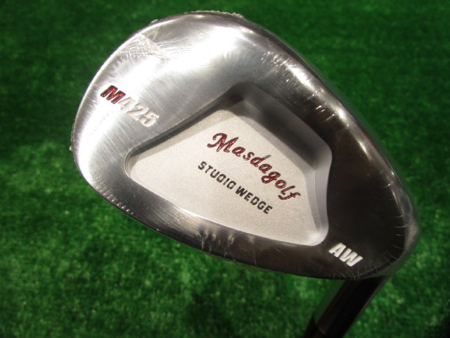 中古ゴルフ STUDIO WEDGE M425 ニッケルクロムメッキ 52°の写真