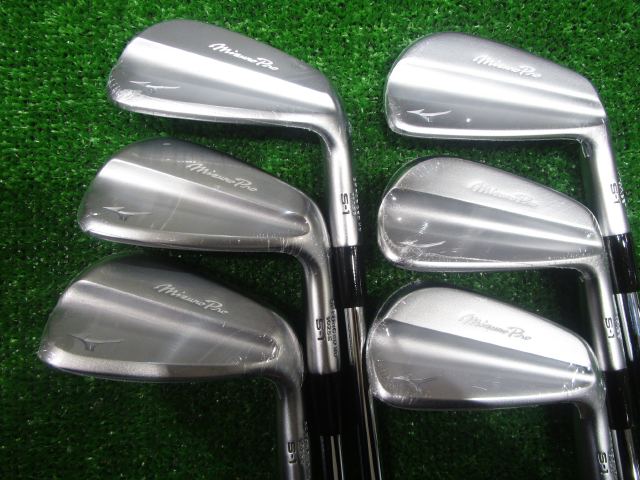 中古ゴルフ Mizuno アイアンセットの写真