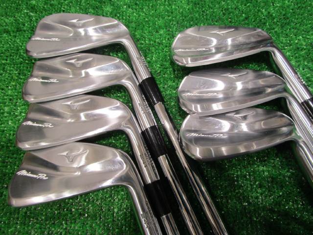 中古ゴルフ Mizuno Pro 241 7本の写真