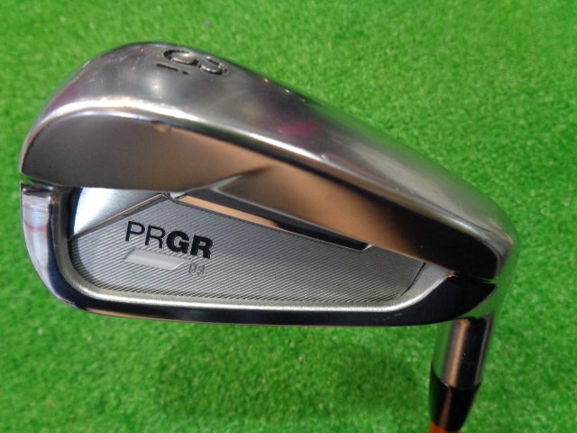 中古ゴルフ PRGR アイアンセットの写真
