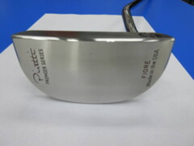 中古ゴルフ Piretti パターの写真