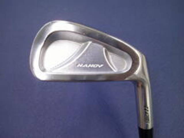 中古ゴルフ YONEX アイアンセットの写真