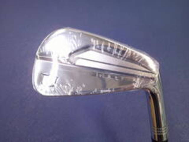 中古ゴルフ Wilson アイアンセットの写真