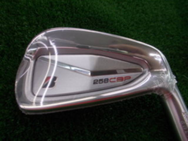 中古ゴルフ BRIDGESTONE アイアンセットの写真