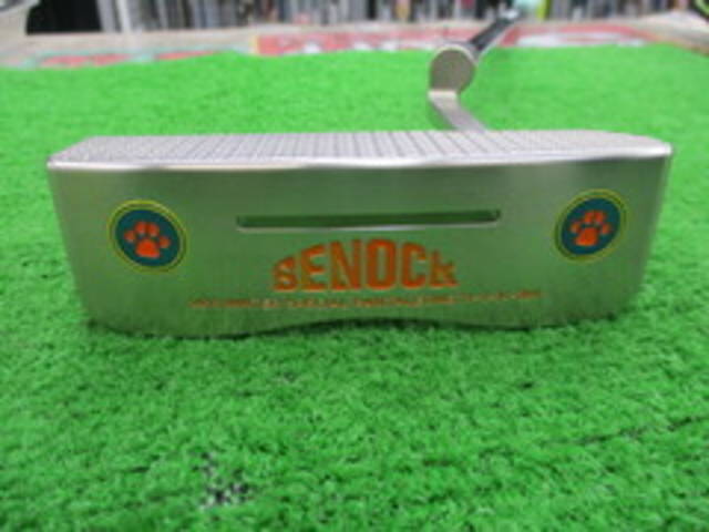 中古ゴルフ BENOCK パターの写真