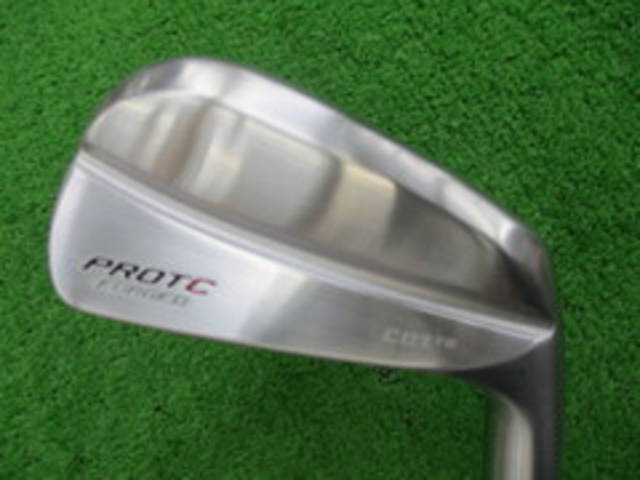 中古ゴルフ PROTO-CONCEPT ドライバーの写真