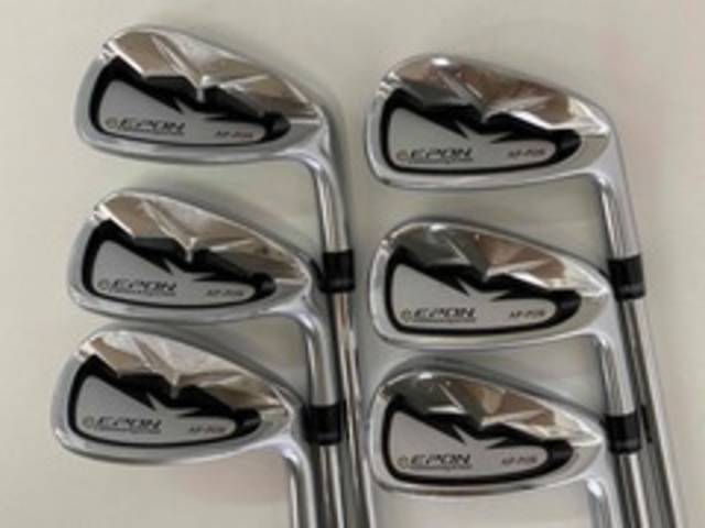 中古ゴルフ EPON アイアンセットの写真
