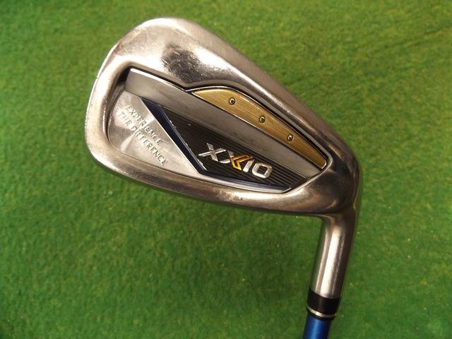 中古ゴルフ XXIO (2024) ネイビー  7本の写真