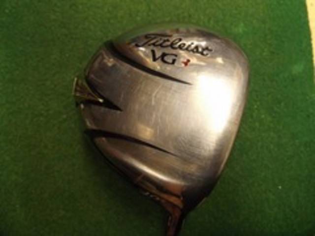 中古ゴルフ Titleist ドライバーの写真