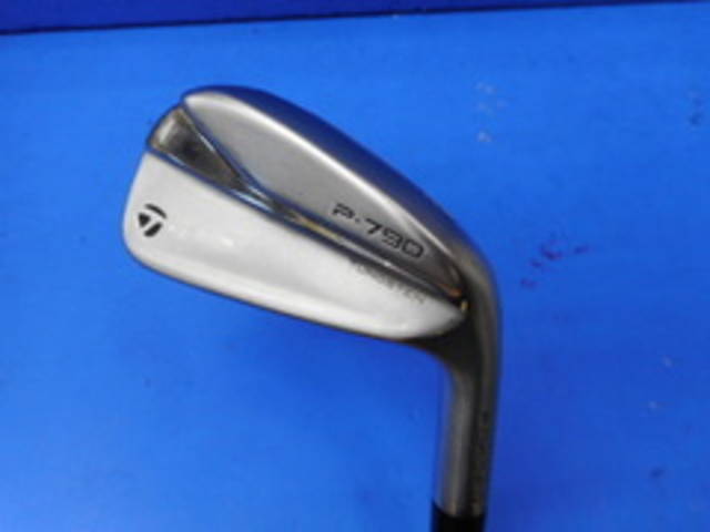 中古ゴルフ TaylorMade アイアンセットの写真