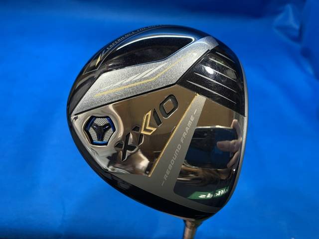 中古ゴルフ XXIO (2024) ネイビー #7(20°)の写真