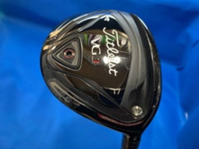 中古ゴルフ Titleist ドライバーの写真