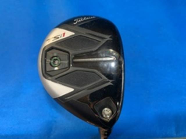 中古ゴルフ Titleist ドライバーの写真