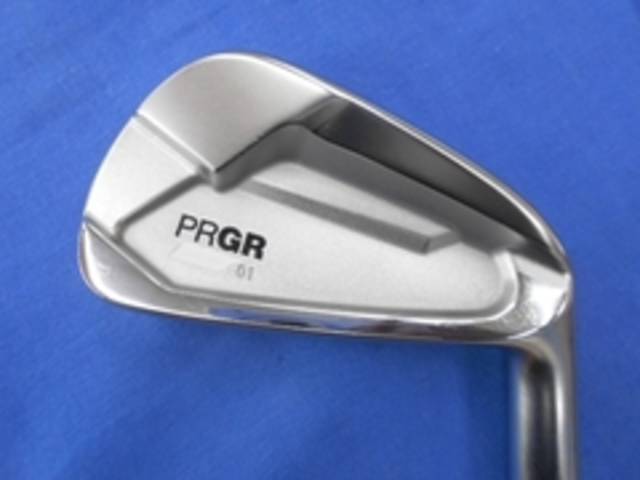 中古ゴルフ PRGR アイアンセットの写真