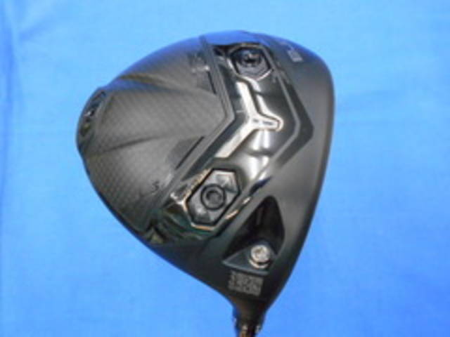 中古ゴルフ cobra ドライバーの写真