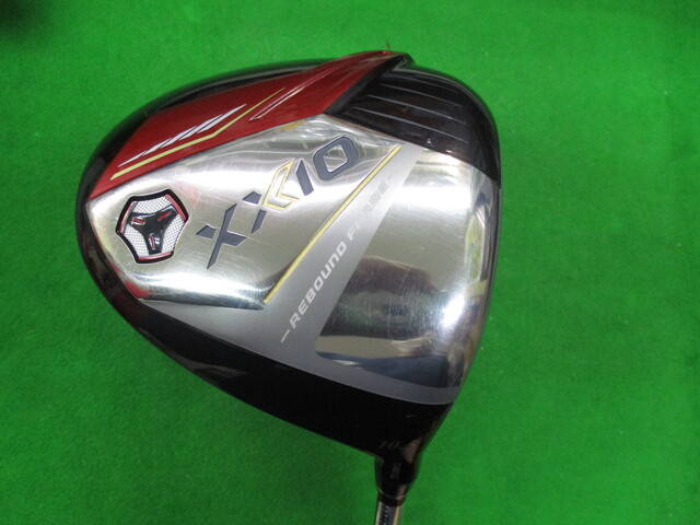 中古ゴルフ XXIO (2024) レッド 10.5°の写真