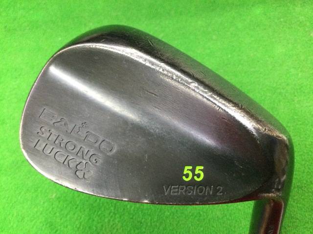 中古ゴルフ STRONG LUCK VERSION 2 55゜の写真