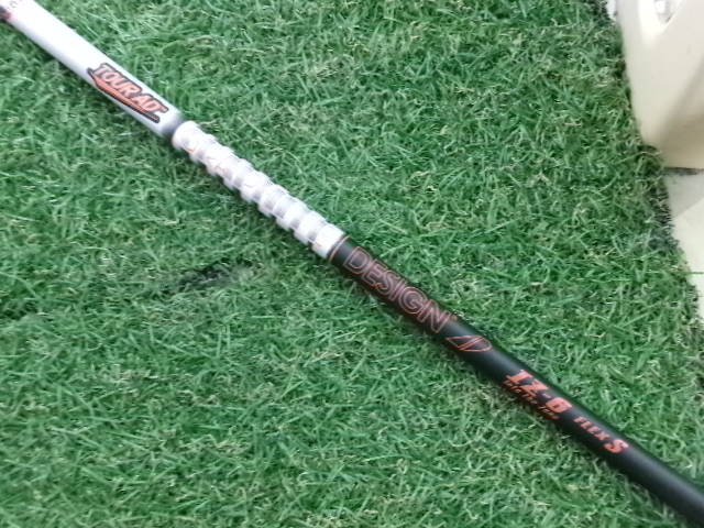 中古ゴルフ TOUR AD IZ-6 (S) (テーラーメイド用スリーブ)の写真