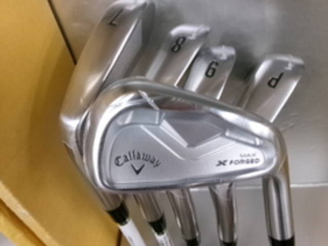 中古ゴルフ Callaway アイアンセットの写真