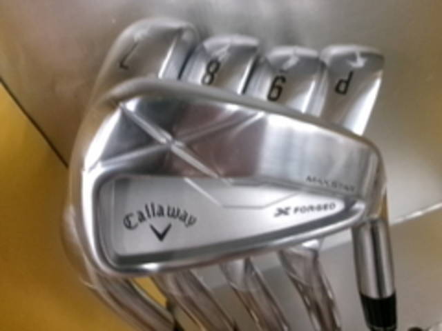 中古ゴルフ Callaway アイアンセットの写真