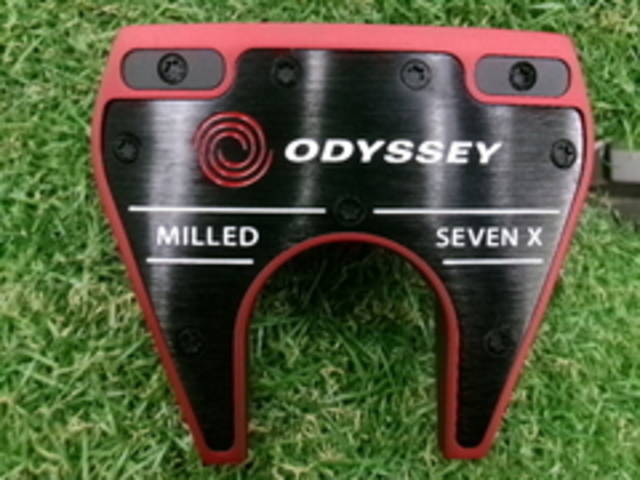 中古ゴルフ ODYSSEY パターの写真