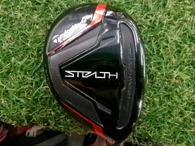 中古ゴルフ TaylorMade ドライバーの写真