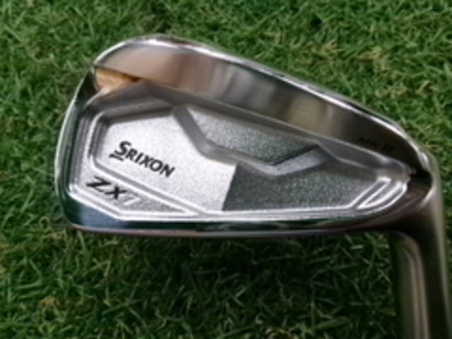 中古ゴルフ DUNLOP ドライバーの写真