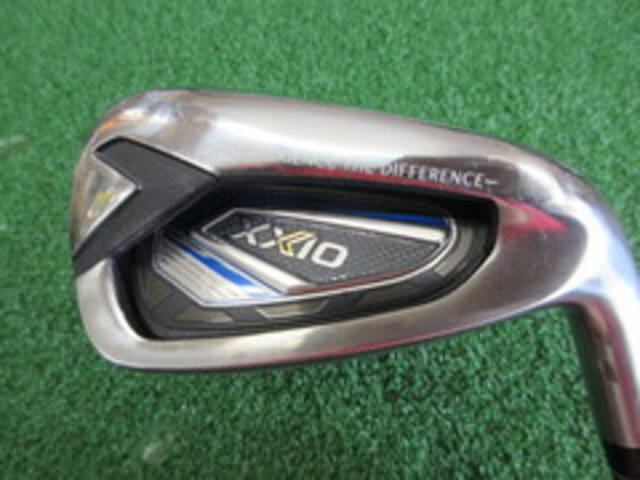 中古ゴルフ DUNLOP ドライバーの写真