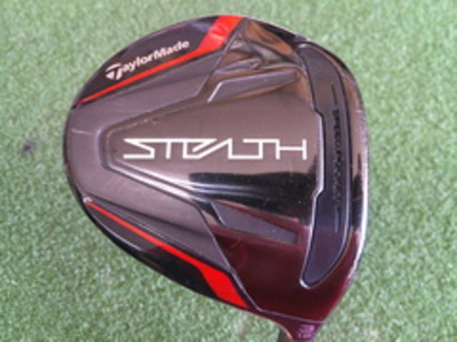 中古ゴルフ TaylorMade ドライバーの写真