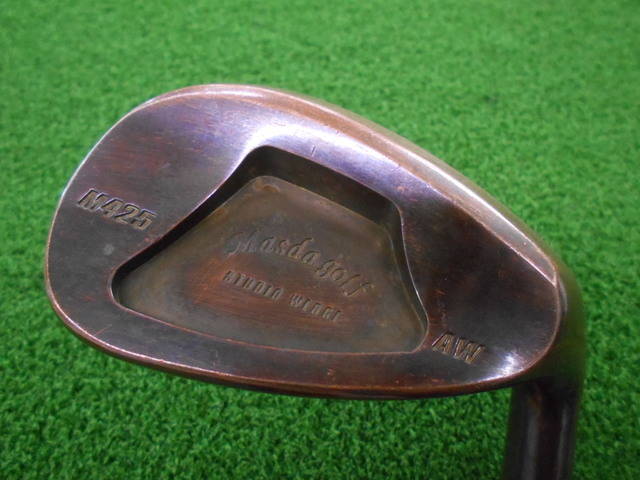 中古ゴルフ STUDIO WEDGE M425 (銅メッキ) AW(52゜)の写真